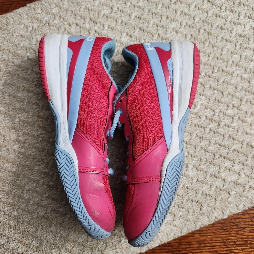 Girls Head tennis sneakers size 5.5